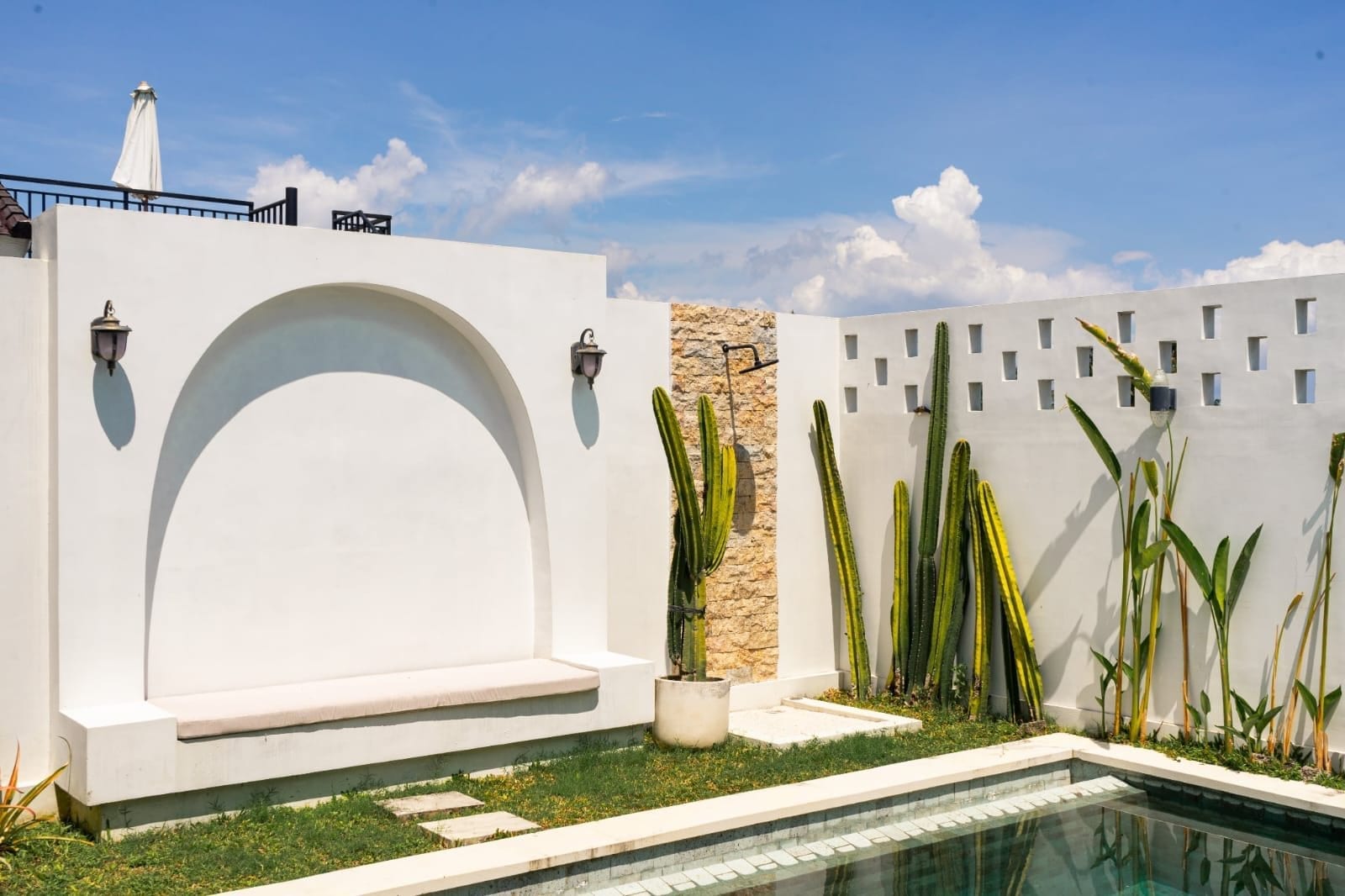 2 Bedroom Villa in Cemagi