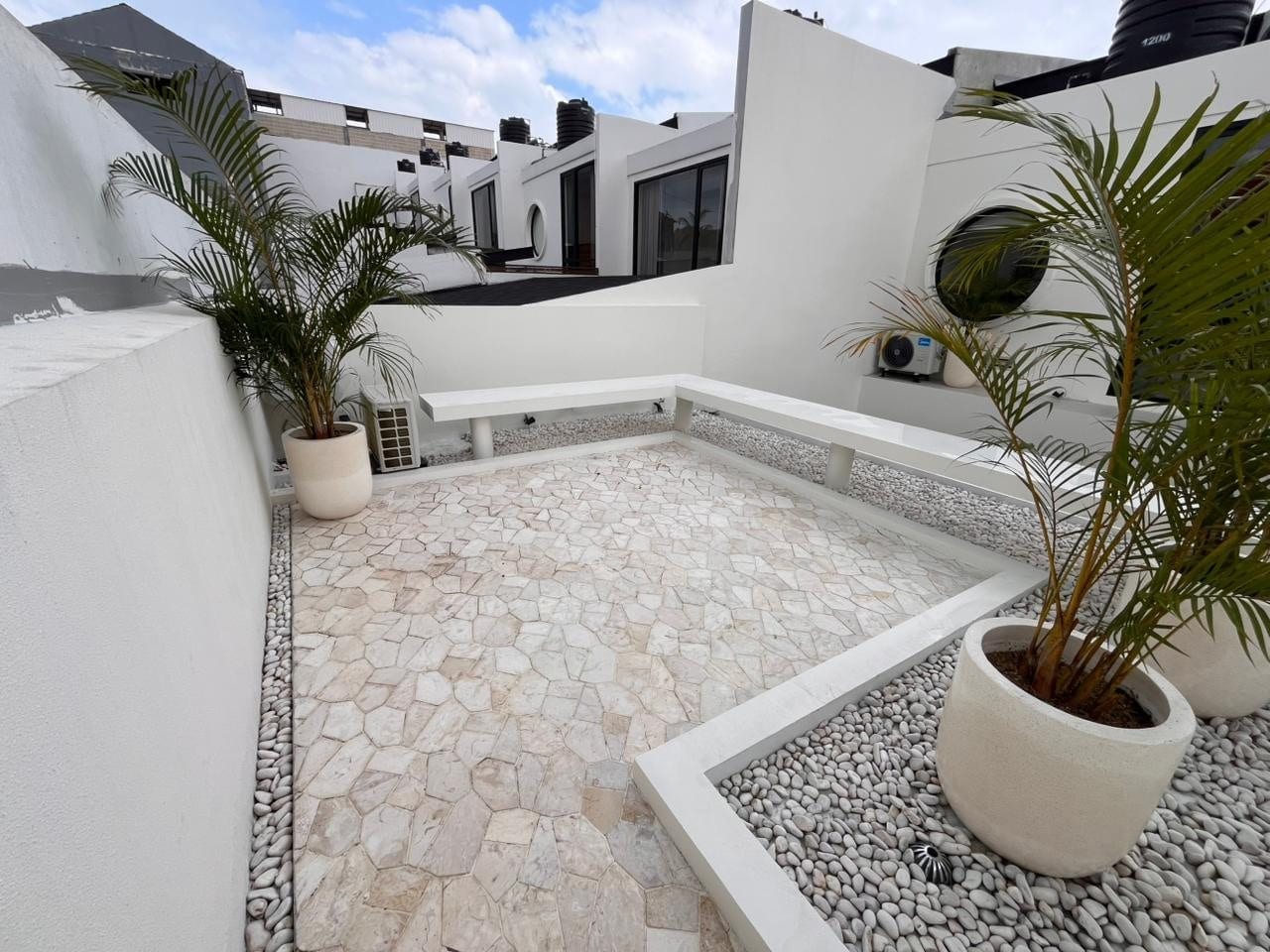 2 Bedroom Villa in Pererenan