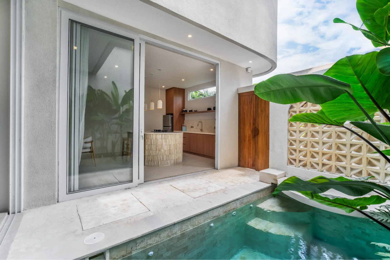 2 Bedroom Villa in Canggu photo 1